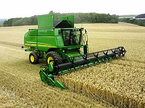 John Deere’s 9880i STS combine