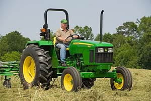 John Deere 5103