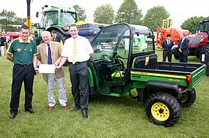 XUV 850D 4x4 Gator