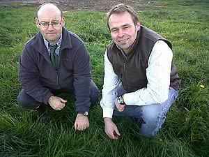 Rhidian Jones from SAC and Simon Bainbridge of Donkin Rigg Monitor Farm